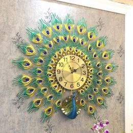 Wall Clocks Luxury Clock Modern Design Metal Iron Art Peacock Shape Beautiful For Living Room Restaurant Decor Hanging Watch