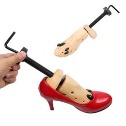 Shoe Parts Accessories Unisex 1pcs Shoe Stretcher Wooden Shoes Tree Shaper Rack Wood Adjustable Flats Pumps Boots Expander Trees Size SML 230714