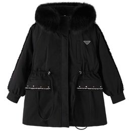 Autumn and winter women hooded fur collar tie slim short down coat, fur collar around the neck soft and warm, tie draw rope slim body.