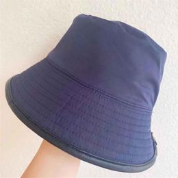 Designer Winter Reversible Bucket Hat For Women Men Chapeaux Cap Patchwork Autumn Buckets Floral Wide Brim Hats Double-Sided Fishi223g