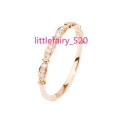 Pendant Necklaces designer jewellery minimalist 18K Customised moissanite diamond bague de mariage en or wedding band gold ring