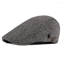 Berets Retro Sboy Cap Men 2023 Autumn Winter Herringbone Duckbill Hat Tweed Flat Peaked Beret Women Painter Gatsby Driving