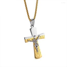 Pendant Necklaces 3 Colors Stainless Steel INRI Crucifix Jesus Cross Pendants Necklace For Men Women Jewelry Drop