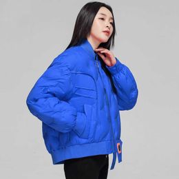 Autumn and winter women's small round neck short loose down coat, down filling fluffy full and comfortable, light and lightweight no weight but also warm.