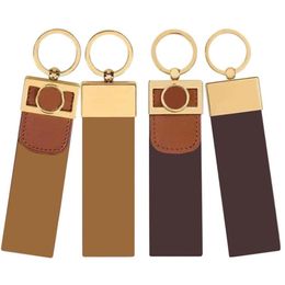 6 Colour Luxury Designer Keychain Buckle Lovers Crafts Car Key Ring Handmade Leather Designers Keychains Men Women Bag Rings Pendan208M