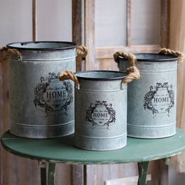 Decorative Objects Figurines Vintage Old Iron Flower Barrel Pot Round Bucket with Rope Garden Shop Groceries Home Nordic Decor Floor Vases 230715