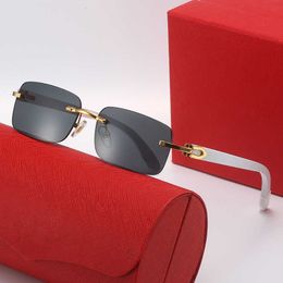Modische Designer-Sonnenbrille mit Leopardenkopf, neue Holz-Sonnenbrille mit Slingshot-Bein, rahmenlose, pfirsichfarbene, herzförmige dekorative Sonnenbrille mit Logo-Box