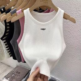 Летние белые женщины топы Tees Crop Top вышивка сексуальная жилетка Танк Танк-Джерси Танки вышитые хлопковые дизайнерские дизайнерски