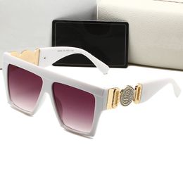 Women Classic Designer Sunglasses Men Glasses Polarization Protection Blackout Sunglasses Beach Sunglasses Large Frame Fashion Sunglasses with Box