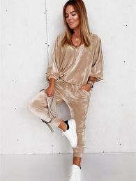 Women's Two Piece Pants Women Tracksuit Spring Summer 2023 Style Sets Gold Velvet Zippered Long Sleeved Trousers Solid Casual Suit