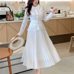 New S-elf Portrait Lace Doll Collar Fake Two Piece White Pleated Dress