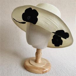 Wide Brim Hats Fashion Women Straw Hat Female Sunscreen Fisherman Beach Travel Sunshade Patch Small Flower Big Edge Basin Sun