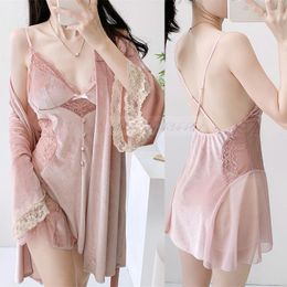 Women's Sleepwear Pink Velvet Twinset Robe Set Sexy Patckwork Lace Suspender Nightdress Autumn Velour Nightwear Female Home Wear