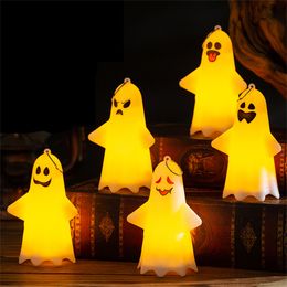 Halloween Light Up Ghost Decoration LED Night Light Holiday Party Kid Gift Keychain Pendant Battery Operated XBJK2307