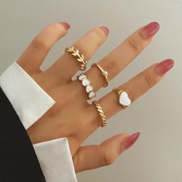 Fedi nuziali IFMYA Fashion White Love Oil Dripping Gold Color Metal Pearl Set di anelli rotondi per gioielli da donna Le coppie si sposano Regali