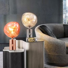 Table Lamps Designer Postmodern Desk Light Minimalist Creative Art Living Room Study Bedroom Bedside Lamp