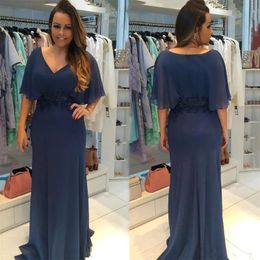 New Navy Blue Chiffon Mother of the Bride Dresses Plus Size Applique Beaded Pleats V-Neck Half Sleeve Mermaid Wedding Guest Gowns