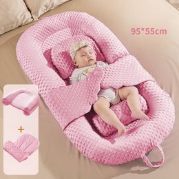 Baby Cribs Portable Travel Crib Mattress for borns Lightweight and Compact Babynest Ninho Redutor De born Nest 230715