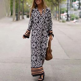 Casual Dresses Retro Printing V-neck Maxi Dress Elegant Colour Block Loose Fit Side Split Hem Robe For Female