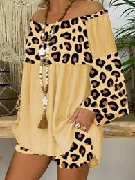 Women's Tracksuits Leopard Print Colorblock Long Sleeve Off Shoulder Blouse Tops & Shorts Set Women Casual Two Piece Outfits