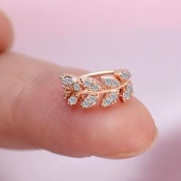 Hoop Earrings 1Pc Leaf Woman Luxury Zircon Ear Buckle Geometry Earing Dainty Fashion Piercing Jewelry