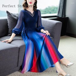 Casual Dresses Elegant Pleated Puff Sleeve Dress Fall 2023 Autumn Long Loose Large Size Women Clothes Aesthetic Slim