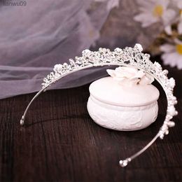 Crown Rhinestone Metal Flower Headdress Bridal Birthday Party Styling Accessory Jeweled Queens' Crown H9 L230704