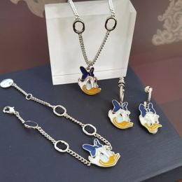 Fashion New Cartoon Duck Pendant Necklace Mens Cuban Chain Women Clavicle Chain Bracelet Designer Earrings Jewellery Couple Gift With Box CGS14 --01