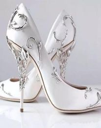 Ornamental Filigree Leaves Spiralling Naturally Up Heel White Women Wedding Shoes Chic Satin Stiletto Heels Eden Pumps Bridal2686205