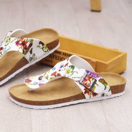 Slippers Flip Flops 2023 Men's Leather Mule Clogs Slippers High Quality Soft Cork Slides Footwear for Men Women Unisex 35-45 Flip Flops L230718