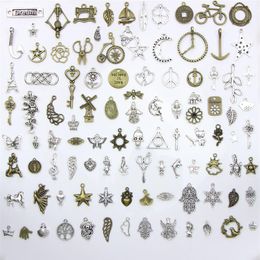 Assorted 100 Designs Snowflake Christmas Tree Skull Moon Star Key Clock Crown Charms Pendants DIY Necklace Bracelet Jewellery 100288k