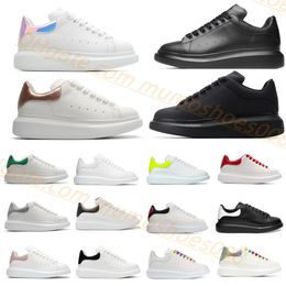 Luxury Designer shoes Casual shoes men womens sneakers Basketball shoes Velvet Suede Calf Leather rhinestone espadrilles Flats shoes Serpentine Black sneakers