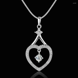 Pendant Necklaces Garilina Trendy White Cubic Zirconia Necklace Heart Silver Colour For Women Love Gift AP2103