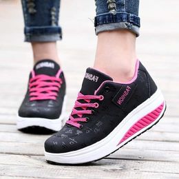 Dress Shoes Women Fashion Sport Breathable Shake Shoes Women Fitness Shoes Women Casual Platform Sneakers Running Shoes zapatos de mujer L230717