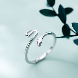 Personality Snake Finger Ring For Women Vintage Boho Punk Adjustable Simple Rings Girls Party Engagement Wedding Jewellery Gift
