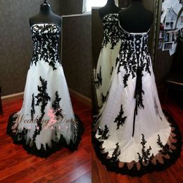 Gorgeous Gothic Black and White Wedding Dresses 2020 Strapless Lace Appliques Corset Custom Made Plus Size Wedding Dress Bridal Go159M