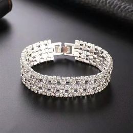 Luxury Designers womens Bracelet Fashion Beaded five row diamond inlaid classic style retro and elegant suitable for anniversary e286a