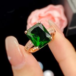 Wedding Rings Metal Personality Luxury Temperament Inlaid With Green Square Zircon Opening Adjustable Women's Engagement Ring Fashion