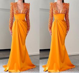 Elegant Orange Plus Size Mermaid Evening Dresses For Women V Neck Sequined Evening Pageant Gowns Special Occassion Birthday Celebrity Party Dress Formal Wear