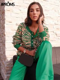 Women's Sweaters Aproms Elegant Green Leopard Thick Knitted Cardigans Women Fashion 2022 Winter Oversized Soft Warm Sweater Female Autumn Outfits L230718