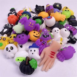 Blind Box Radom Pumpkin Bat Spider Halloween Mochi Squishy Toy Themed Mini Squishies Party Kawaii Cute Holiday Gifts