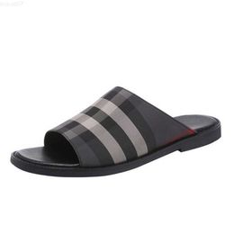 Slippers XPAY Summer Sandals Slides Non-slip Shoes Unisex Bathroom Slippers Comfy Slippers Beach Flip Flop Soft Indoor Men Size 38-44 L230718