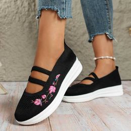 Dress Shoes Women Casual Shoes Embroidery Knitting Sock Sneakers Women Summer Slip on Flat Shoes Women Loafers Walking Shoes Plus Size 43 L230717