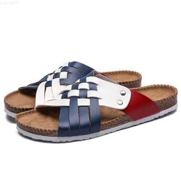 Slippers 2021 Summer New Non-slip Slip on Cork Slippers Men Comfortable Sandals for Male Flat All-match Designer Outdoor Men's Slippers L230718