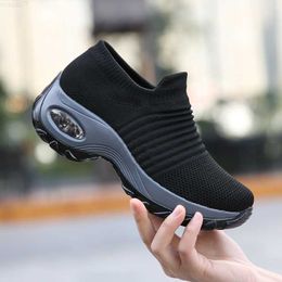 Dress Shoes 2023 Spring Women Sneakers Shoes Flat Slip on Platform Sneakers for Women Black Breathable Mesh Sock Sneakers Shoes L230717
