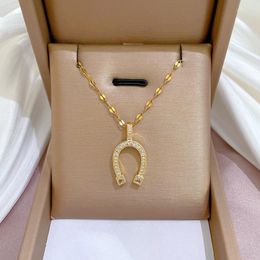 Pendant Necklaces Golden Horn Necklace For Woman Stainless Steel Zirconia U-Shaped With Letter In Unique Minimalist Jewelry Gift