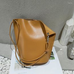 Evening Bags Luxury Cowhide Bucket Bag 2023 Large Capacity Women Fashion One Shoulder Oblique Straddle Handbag For