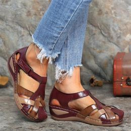 Sandals Women Summer Sandals Retro Baotou Hollow Color Matching Platform Shoes Comfortable Non-slip Wedge Beach Roman Sandals Mujer 230718