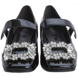 Dress Shoes 2023 Spring Fashion Square Head Small Leather Rhinestone Button Paint Flat Heel Shallow Mouth Sweet Mary Jane