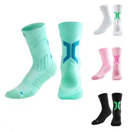 Sports Socks Mothers Day gift highquality fitness socks basketball running camping cotton mat sports team mens and womens 230719
